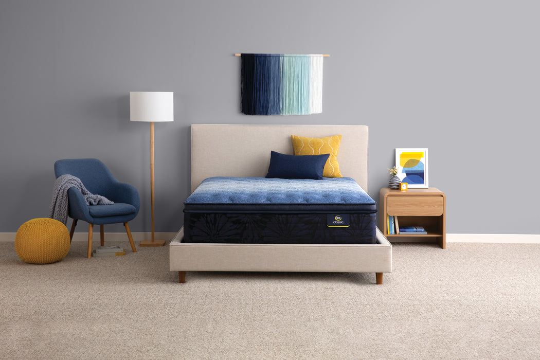Serta Classic Waltz Plush Mattress - King