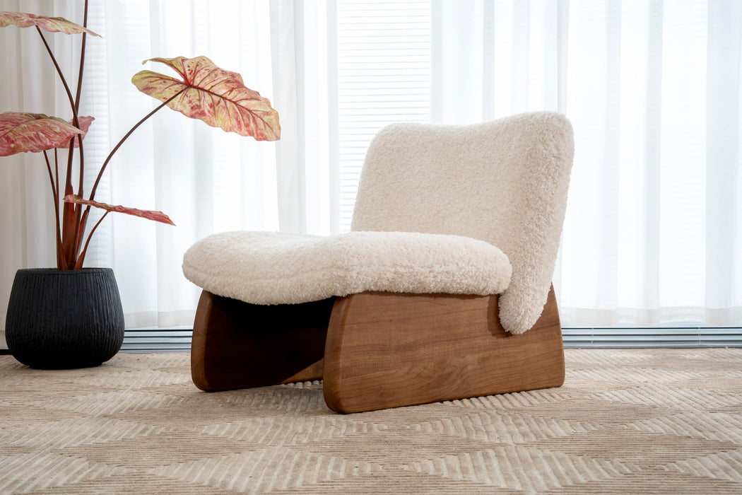 Dina Accent Chair