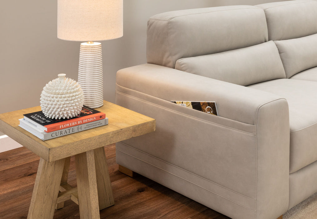 Eliana Loveseat