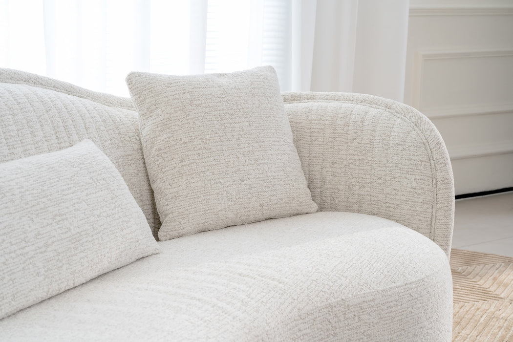 Lily Loveseat
