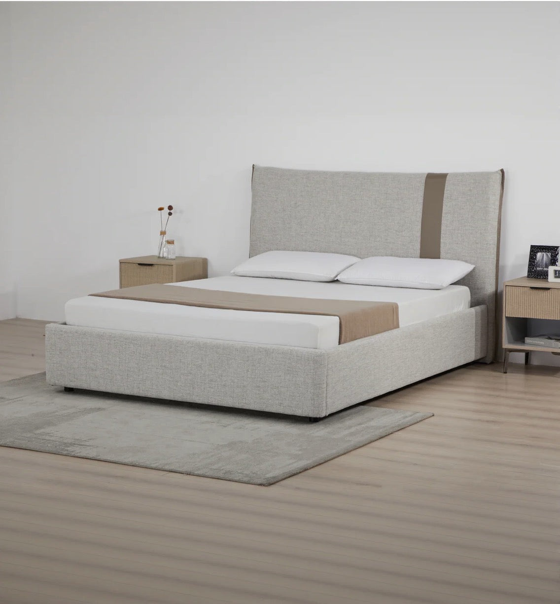 Ashora Bed-zoom-3