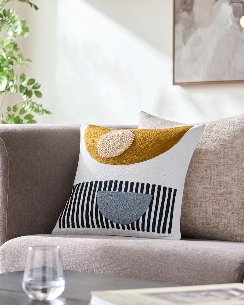 Novel Pillow-zoom-